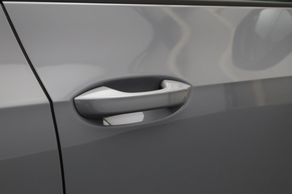 Volkswagen ID.3 Life 58 kWh 204 PK, Stoelverwarming, Stuurverwarming, Adap. Cruise Control