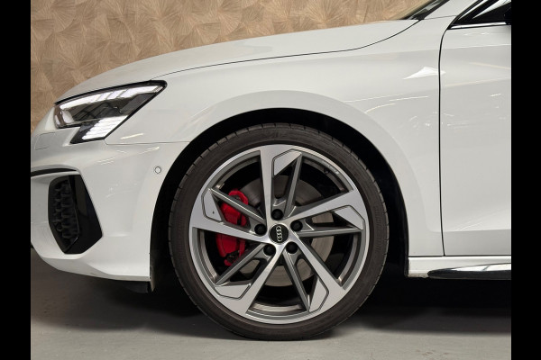 Audi A3 Sportback 2.0 TFSI S3 quattro | Pano | HUD | B&O | Sfeerverlichting | Camera | Led