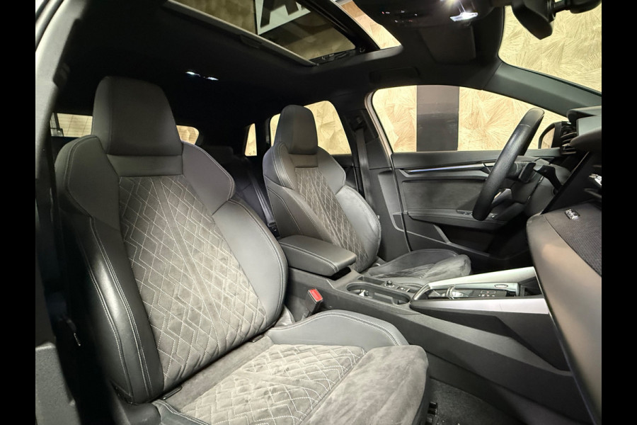 Audi A3 Sportback 2.0 TFSI S3 quattro | Pano | HUD | B&O | Sfeerverlichting | Camera | Led