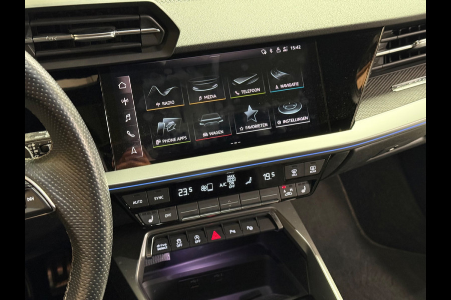 Audi A3 Sportback 2.0 TFSI S3 quattro | Pano | HUD | B&O | Sfeerverlichting | Camera | Led