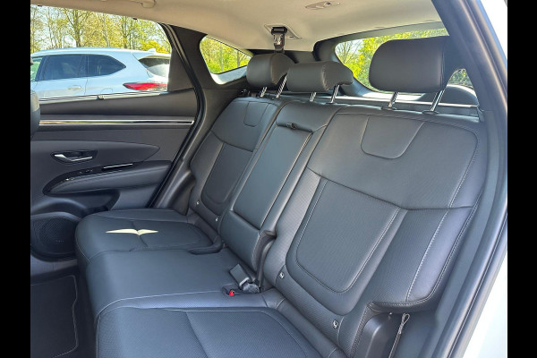 Hyundai Tucson 1.6 T-GDI PHEV Premium Sky 4WD | Panoramadak | Dealer onderhouden | Leder | Achteruitrijcamera | Elek. klep | Stoelverwarming voor & achter