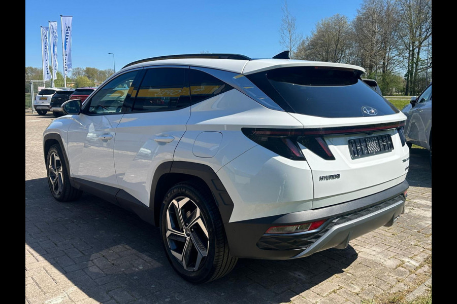 Hyundai Tucson 1.6 T-GDI PHEV Premium Sky 4WD | Panoramadak | Dealer onderhouden | Leder | Achteruitrijcamera | Elek. klep | Stoelverwarming voor & achter