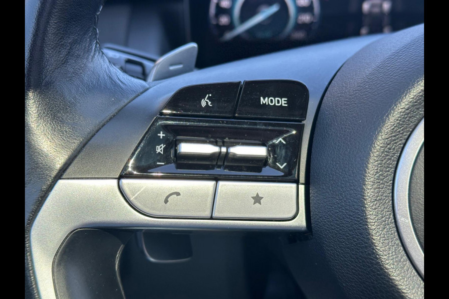 Hyundai Tucson 1.6 T-GDI PHEV Premium Sky 4WD | Panoramadak | Dealer onderhouden | Leder | Achteruitrijcamera | Elek. klep | Stoelverwarming voor & achter