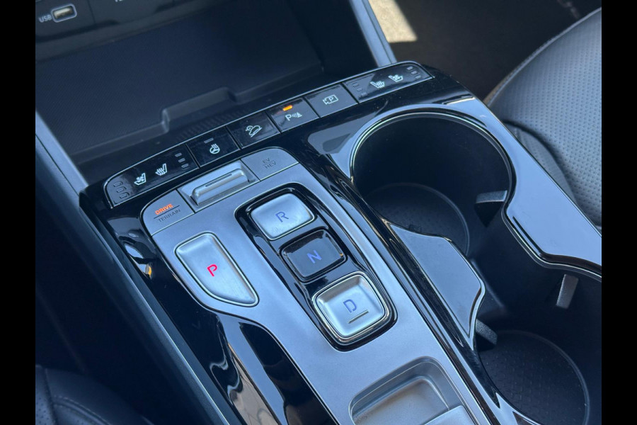Hyundai Tucson 1.6 T-GDI PHEV Premium Sky 4WD | Panoramadak | Dealer onderhouden | Leder | Achteruitrijcamera | Elek. klep | Stoelverwarming voor & achter