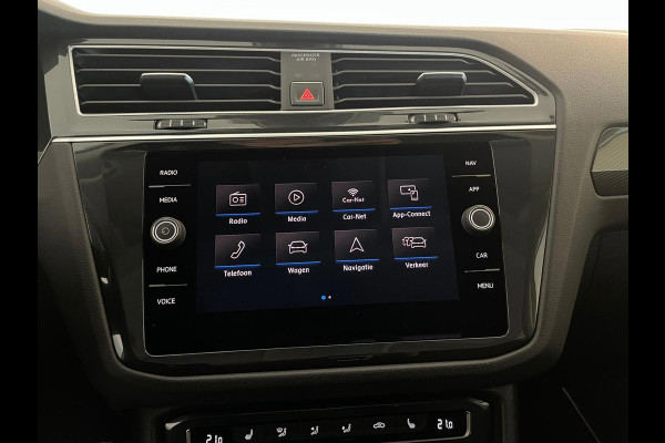 Volkswagen Tiguan 1.4 TSI ACT Highline Business AUTOMAAT PANO NAVI BT CRUISE BLUETOOTH ELEK RAMEN CENT VERG VELGEN NIEUWSTAAT