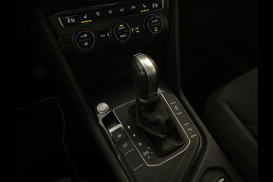 Volkswagen Tiguan 1.4 TSI ACT Highline Business AUTOMAAT PANO NAVI BT CRUISE BLUETOOTH ELEK RAMEN CENT VERG VELGEN NIEUWSTAAT