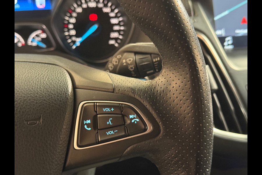 Ford FOCUS Wagon 1.0 ST-Line | Camera | Parkeersensoren | Led