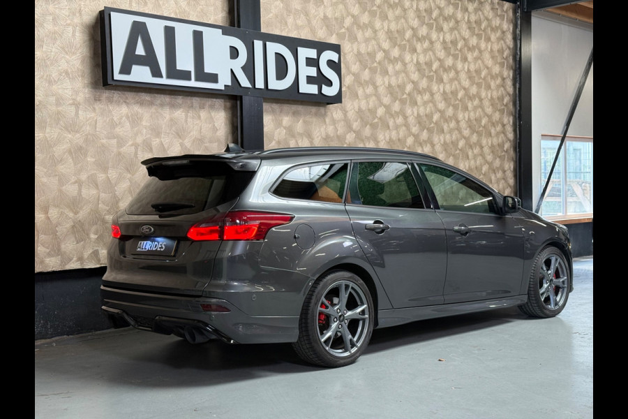 Ford FOCUS Wagon 1.0 ST-Line | Camera | Parkeersensoren | Led