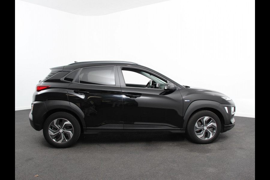 Hyundai Kona 1.6 GDI HEV Comfort Smart Automaat Climate control Cruise control Stoelverwarming Stuurverwarming Camera Parkeersensoren Lichtmetalen velgen Apple Carplay/ Android Auto