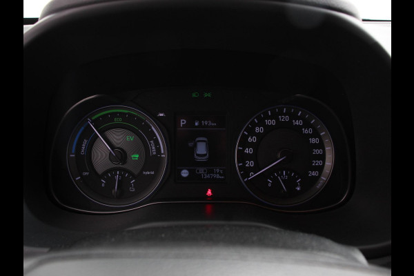 Hyundai Kona 1.6 GDI HEV Comfort Smart Automaat Climate control Cruise control Stoelverwarming Stuurverwarming Camera Parkeersensoren Lichtmetalen velgen Apple Carplay/ Android Auto