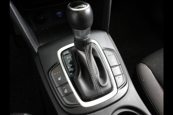 Hyundai Kona 1.6 GDI HEV Comfort Smart Automaat Climate control Cruise control Stoelverwarming Stuurverwarming Camera Parkeersensoren Lichtmetalen velgen Apple Carplay/ Android Auto