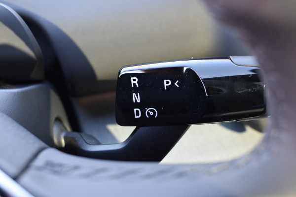 Volvo EX30 Extended Range Ultra 69 kWh | Trekhaak | Woolblend | Panodak | Elektr. Stoel | ACC