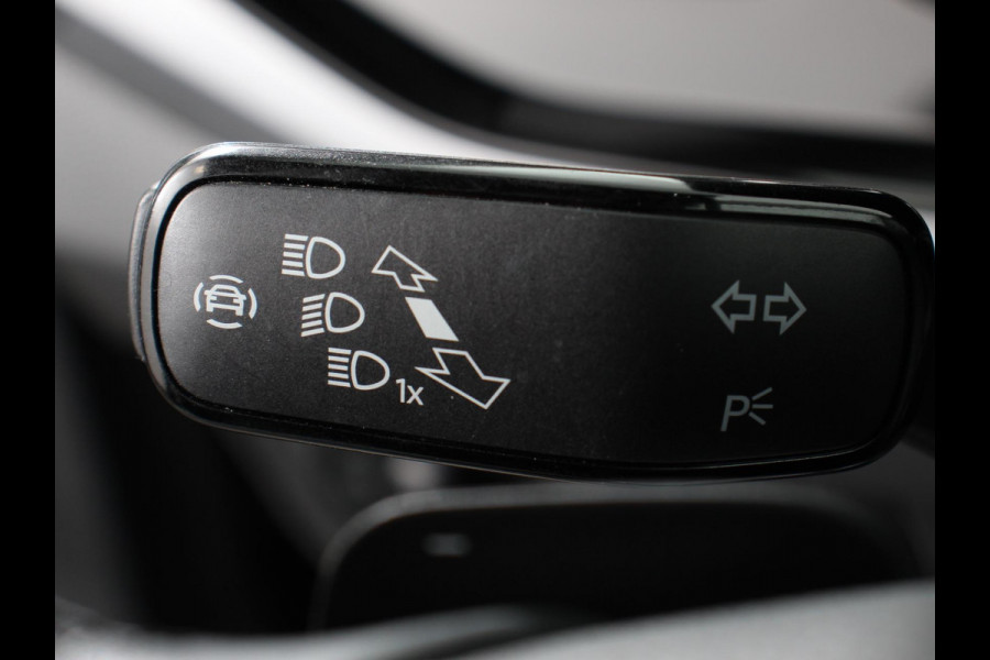 Volkswagen Polo 1.0 TSI DSG Style 110Pk | Navigatie | Apple Carplay/Android Auto | Climate Control | Virtual Cockpit | Adaptive Cruise Control | Parkeersensoren | Lane Assist | Privacy Glass |