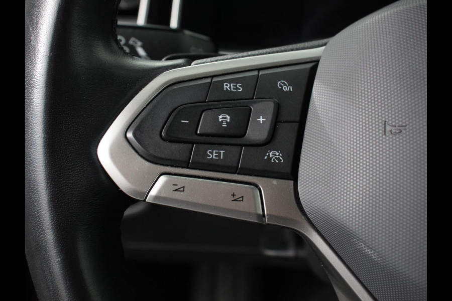 Volkswagen Polo 1.0 TSI DSG Style 110Pk | Navigatie | Apple Carplay/Android Auto | Climate Control | Virtual Cockpit | Adaptive Cruise Control | Parkeersensoren | Lane Assist | Privacy Glass |