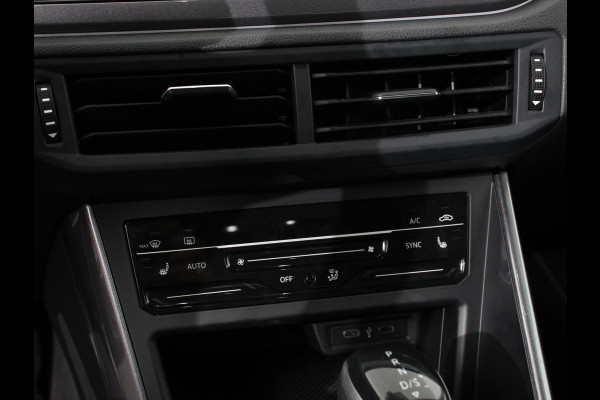 Volkswagen Polo 1.0 TSI DSG Style 110Pk | Navigatie | Apple Carplay/Android Auto | Climate Control | Virtual Cockpit | Adaptive Cruise Control | Parkeersensoren | Lane Assist | Privacy Glass |