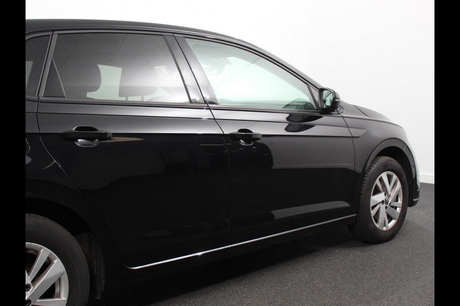 Volkswagen Polo 1.0 TSI DSG Style 110Pk | Navigatie | Apple Carplay/Android Auto | Climate Control | Virtual Cockpit | Adaptive Cruise Control | Parkeersensoren | Lane Assist | Privacy Glass |