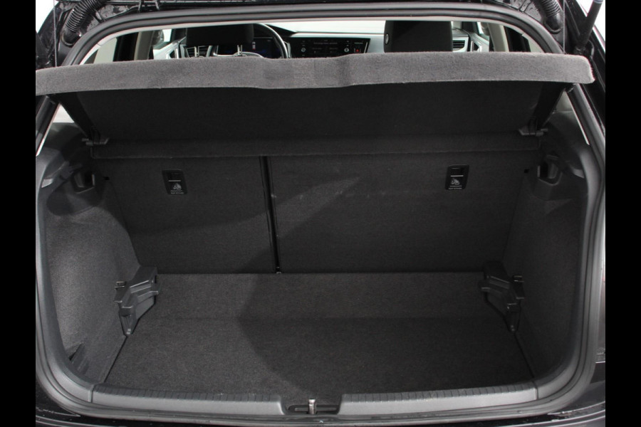 Volkswagen Polo 1.0 TSI DSG Style 110Pk | Navigatie | Apple Carplay/Android Auto | Climate Control | Virtual Cockpit | Adaptive Cruise Control | Parkeersensoren | Lane Assist | Privacy Glass |