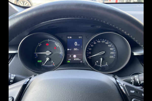 Toyota C-HR 2.0 Hybrid Style | Dodehoekherkenning, Stoel + Stuurverwarming, Parkeersensoren, Keyless, 18 inch