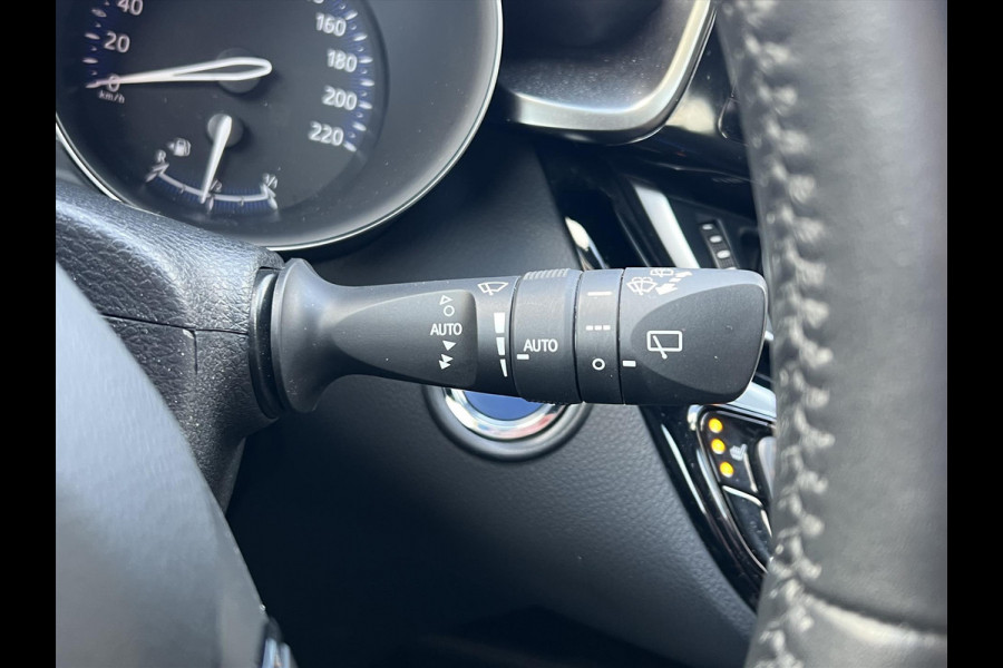 Toyota C-HR 2.0 Hybrid Style | Dodehoekherkenning, Stoel + Stuurverwarming, Parkeersensoren, Keyless, 18 inch