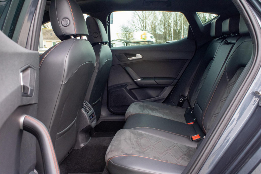 Seat Leon 1.4 TSI eHybrid PHEV FR Business Intense PANO MEMORY CAMERA SFEERVERLICHTING