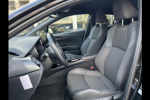 Toyota C-HR 2.0 Hybrid Style | Dodehoekherkenning, Stoel + Stuurverwarming, Parkeersensoren, Keyless, 18 inch