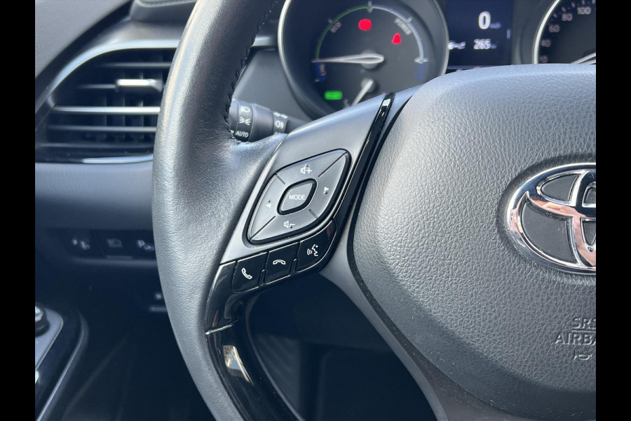 Toyota C-HR 2.0 Hybrid Style | Dodehoekherkenning, Stoel + Stuurverwarming, Parkeersensoren, Keyless, 18 inch
