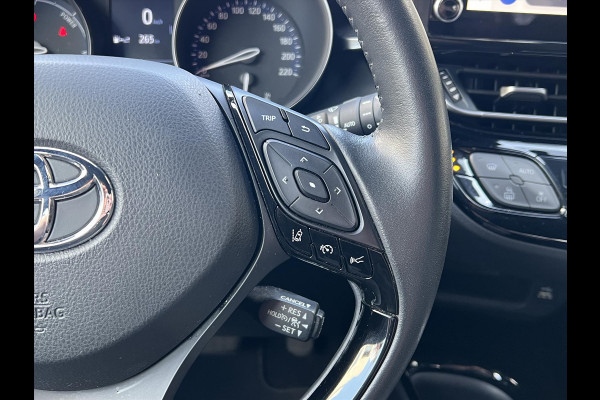 Toyota C-HR 2.0 Hybrid Style | Dodehoekherkenning, Stoel + Stuurverwarming, Parkeersensoren, Keyless, 18 inch