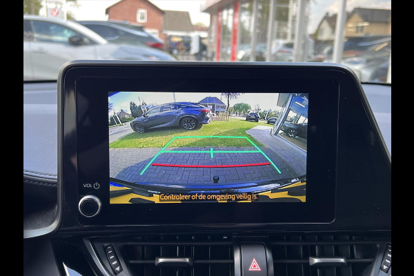 Toyota C-HR 2.0 Hybrid Style | Dodehoekherkenning, Stoel + Stuurverwarming, Parkeersensoren, Keyless, 18 inch