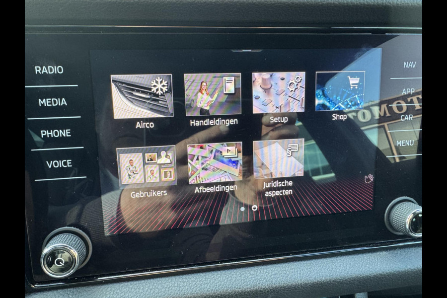 Škoda Kodiaq 1.5 TSI Sportline Business 7p. | AUTOM. | SPORTLINE | MEMORY STOELEN | CAMERA