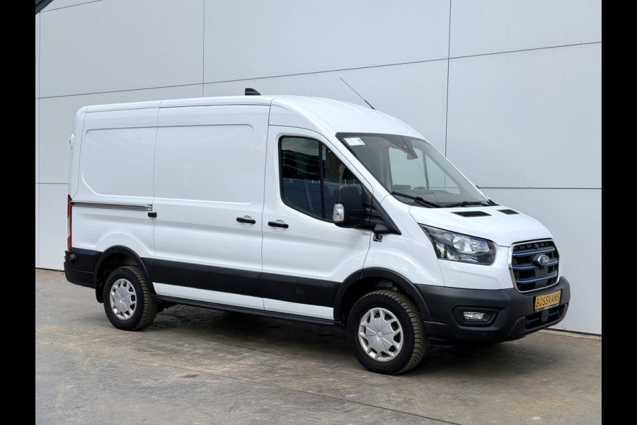 Ford E-Transit 68kWh 184PK L2H2 317km WLTP 95,7% (SOH) BEV Snelladen Cruise control Climate control Carplay Laadkabel Parkeersensoren