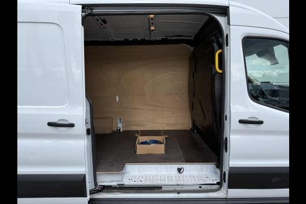Ford E-Transit 68kWh 184PK L2H2 317km WLTP 95,7% (SOH) BEV Snelladen Cruise control Climate control Carplay Laadkabel Parkeersensoren