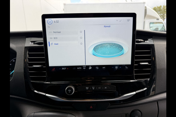 Ford E-Transit 68kWh 184PK L2H2 317km WLTP 95,7% (SOH) BEV Snelladen Cruise control Climate control Carplay Laadkabel Parkeersensoren
