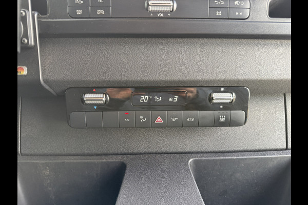 Mercedes-Benz Sprinter 319 3.0 CDI 6 Cilinder Automaat L2H2 Dubbele Schuifdeur 3.5t Trekhaak Cruise Control Climate Control Camera Navigatie Lucht Geveerde Stoel