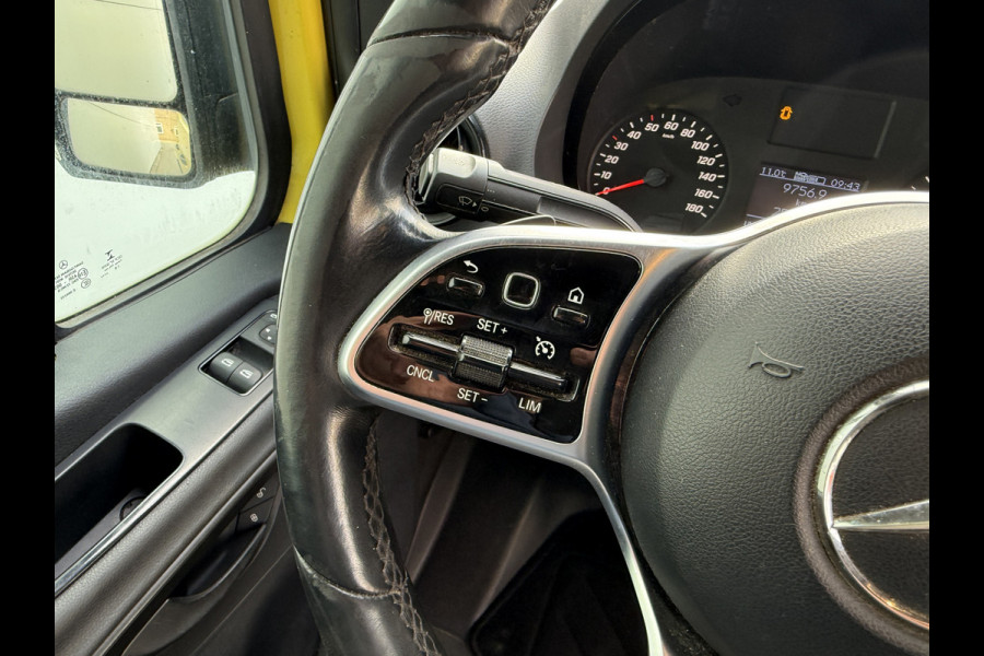 Mercedes-Benz Sprinter 319 3.0 CDI 6 Cilinder Automaat L2H2 Dubbele Schuifdeur 3.5t Trekhaak Cruise Control Climate Control Camera Navigatie Lucht Geveerde Stoel