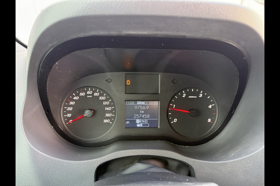 Mercedes-Benz Sprinter 319 3.0 CDI 6 Cilinder Automaat L2H2 Dubbele Schuifdeur 3.5t Trekhaak Cruise Control Climate Control Camera Navigatie Lucht Geveerde Stoel