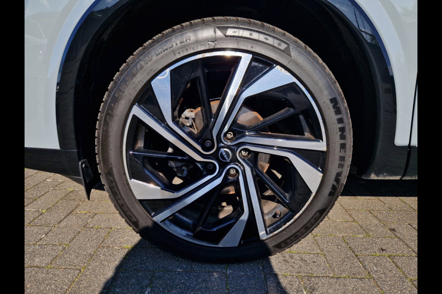 Nissan QASHQAI 1.3 MHEV Xtronic Tekna Plus