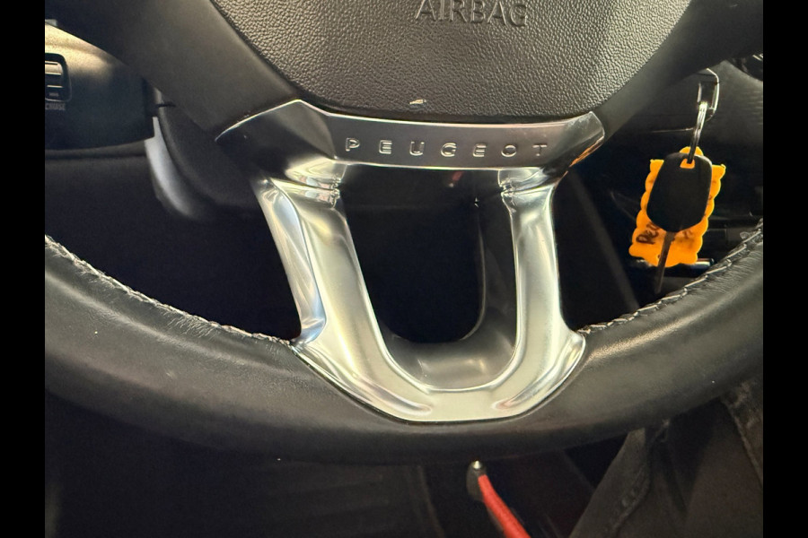 Peugeot 2008 1.2 PureTech Allure Automaat