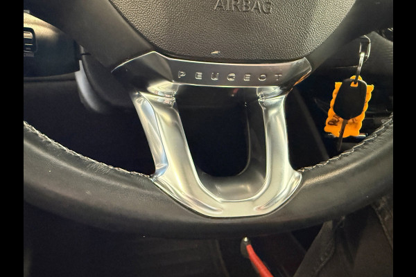 Peugeot 2008 1.2 PureTech Allure Automaat