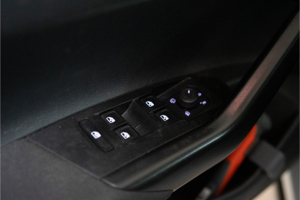 Volkswagen Taigo 1.0 TSI Life 111PK | Automaat | NL AUTO+NAP | 1e Eigenaar | Navi | Carplay | Cruise | Garantie