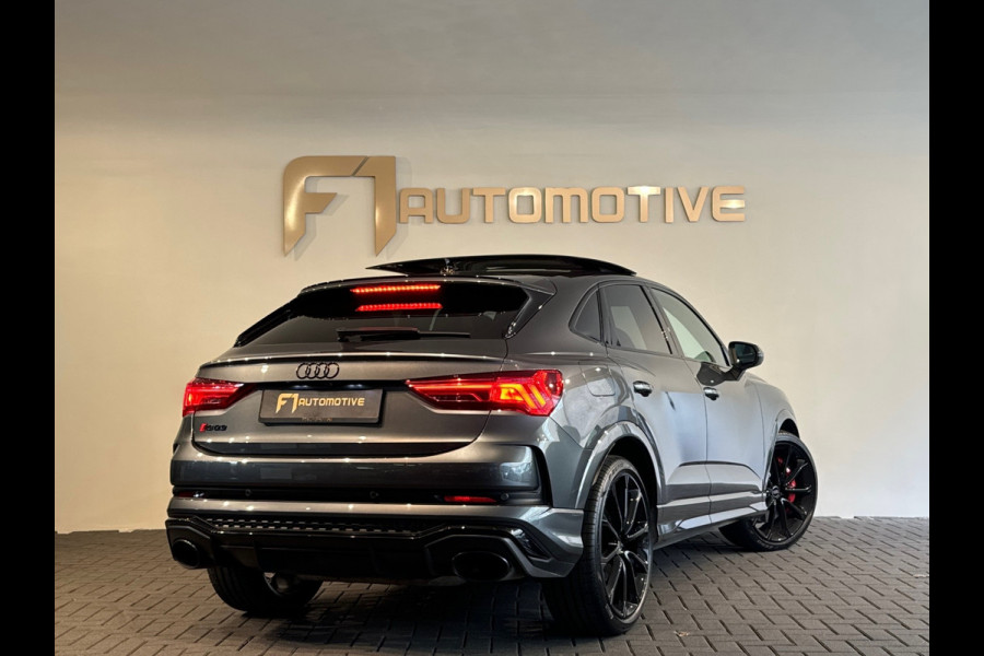 Audi RSQ3 Sportback 2.5 TFSI Pano|Memory|B&O|Trekhaak|Sfeer
