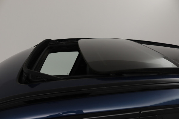 BMW X3 XDrive30i High Executive (PANORAMADAK, TREKHAAK, STOELVERWARMING, CAMERA, ELEKTR STOELEN, DEALER ONDERHOUDEN)
