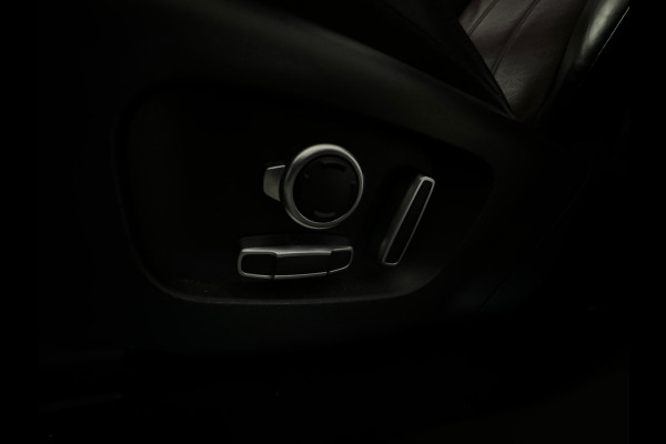 Land Rover Range Rover Evoque 1.5 P300e AWD R-Dynamic HSE