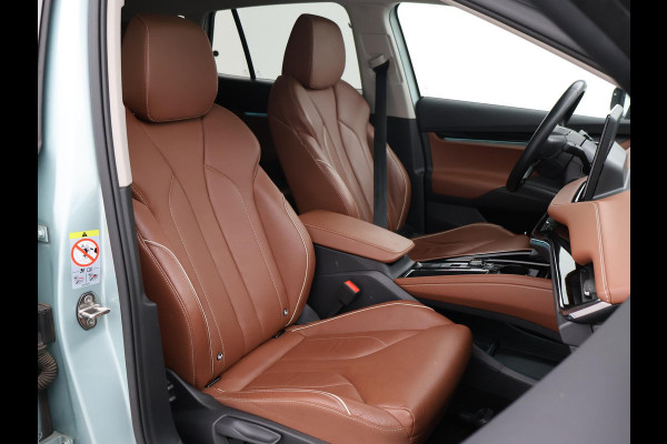 Škoda ENYAQ iV 60 + LEDER | PANORAMA | ELEK. TREKHAAK | | HEAD-UP | CARPLAY | SFEERVERLICHTING