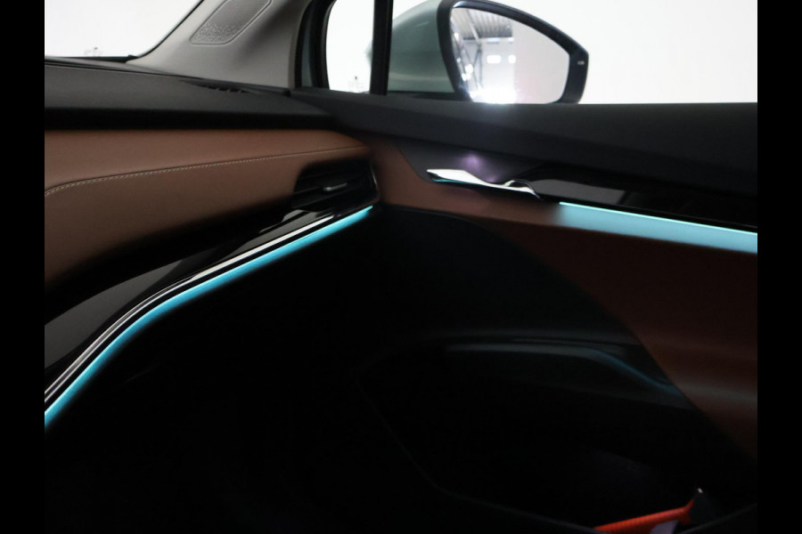 Škoda ENYAQ iV 60 + LEDER | PANORAMA | ELEK. TREKHAAK | | HEAD-UP | CARPLAY | SFEERVERLICHTING