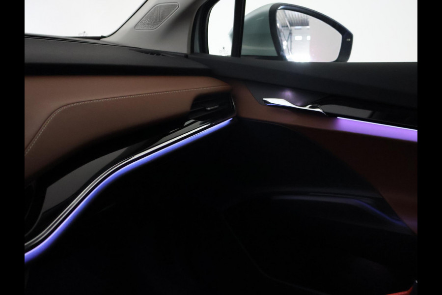 Škoda ENYAQ iV 60 + LEDER | PANORAMA | ELEK. TREKHAAK | | HEAD-UP | CARPLAY | SFEERVERLICHTING