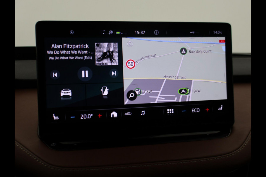 Škoda ENYAQ iV 60 + LEDER | PANORAMA | ELEK. TREKHAAK | | HEAD-UP | CARPLAY | SFEERVERLICHTING