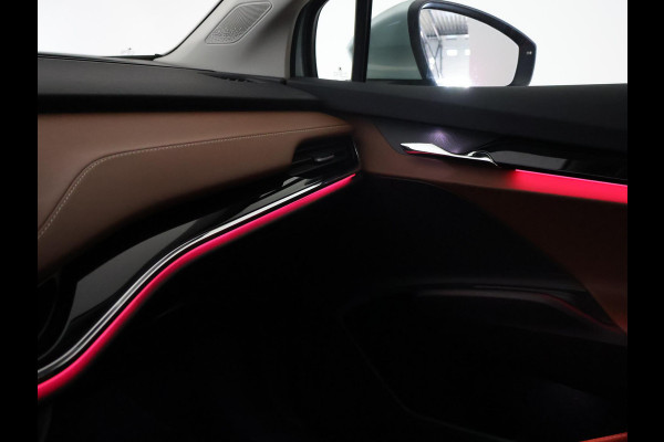 Škoda ENYAQ iV 60 + LEDER | PANORAMA | ELEK. TREKHAAK | | HEAD-UP | CARPLAY | SFEERVERLICHTING