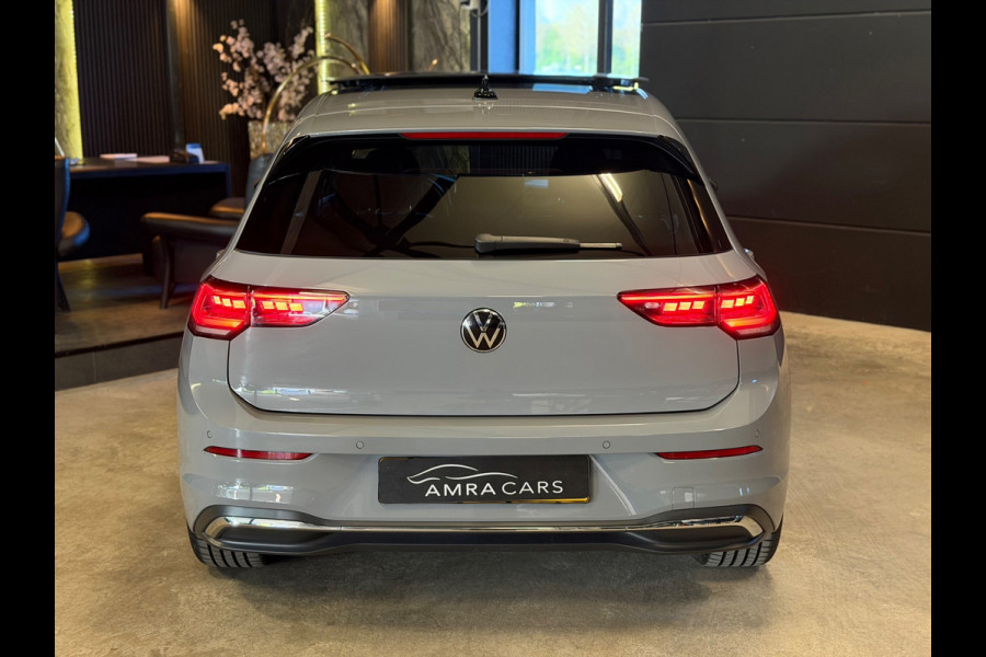 Volkswagen Golf 1.5 eTSI R-Line|50 Edition|PANO|FULL OPTIONS