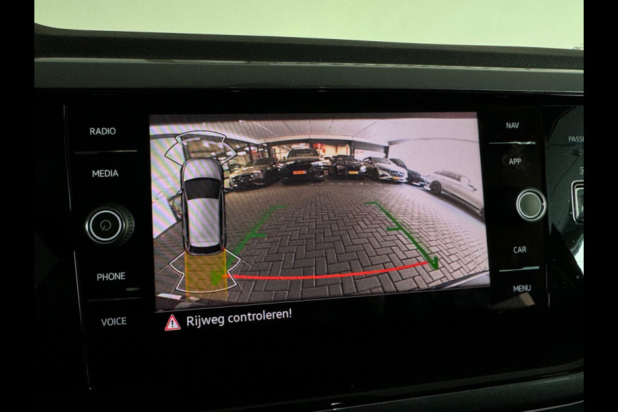 Volkswagen Polo 1.0 TSI R-Line Business Pano|Keyles|Beats|IQ