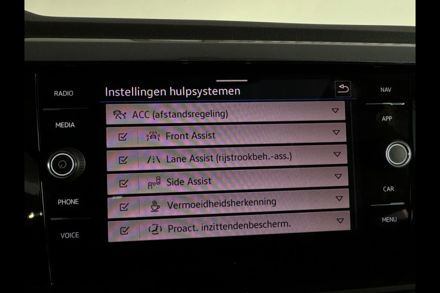 Volkswagen Polo 1.0 TSI R-Line Business Pano|Keyles|Beats|IQ